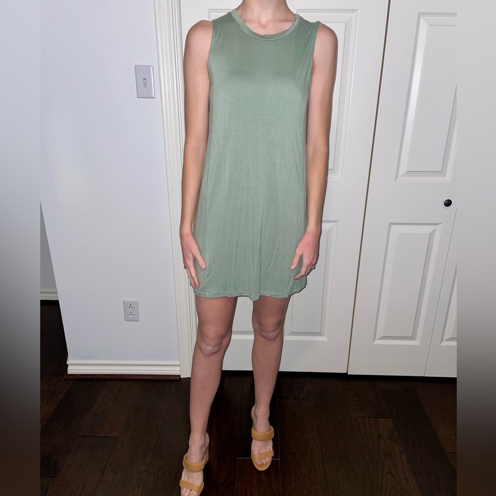 Alya Sleeveless Sage Green T-Shirt Dress
